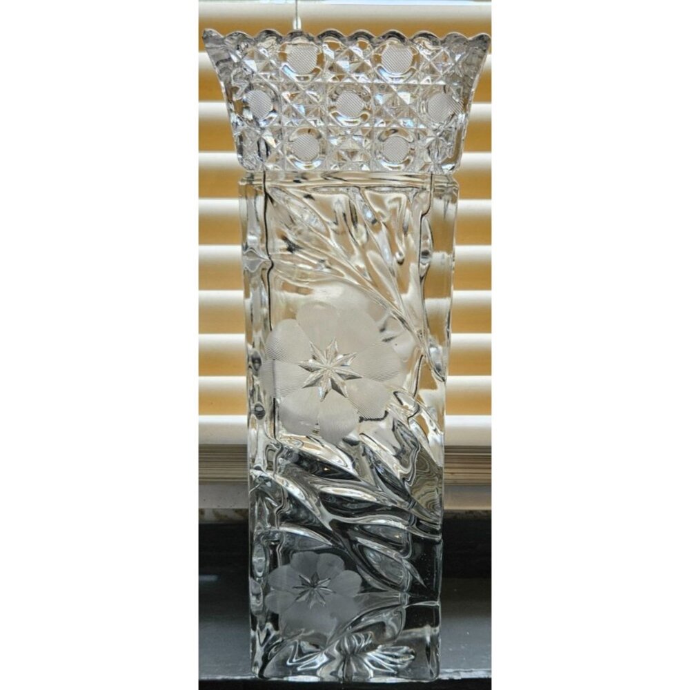 Vintage Vase Crystal Cut Glass Etched Flower & Starburst Rectangular 10 Inches - Picture 7 of 15